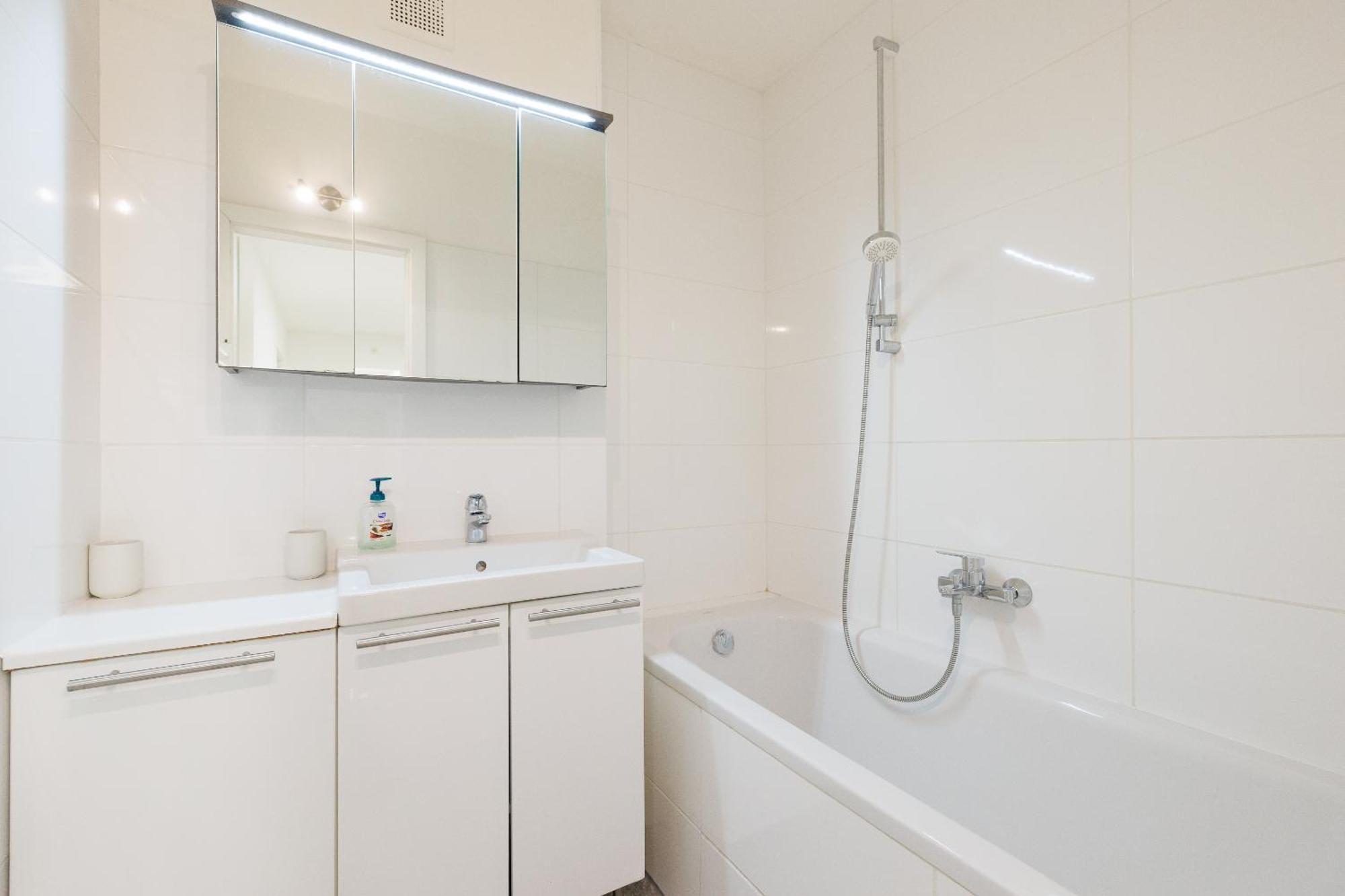 Cozy, Spacious And Charming 4 Bedrooms Apartament Vienna Exterior photo